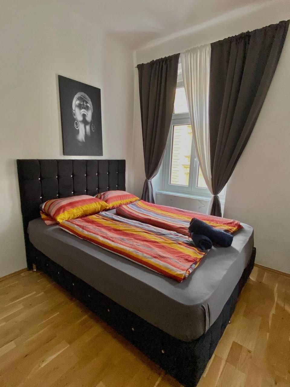 Deluxe Studio In Josefstaedter Strasse Area Appartement Wenen Buitenkant foto