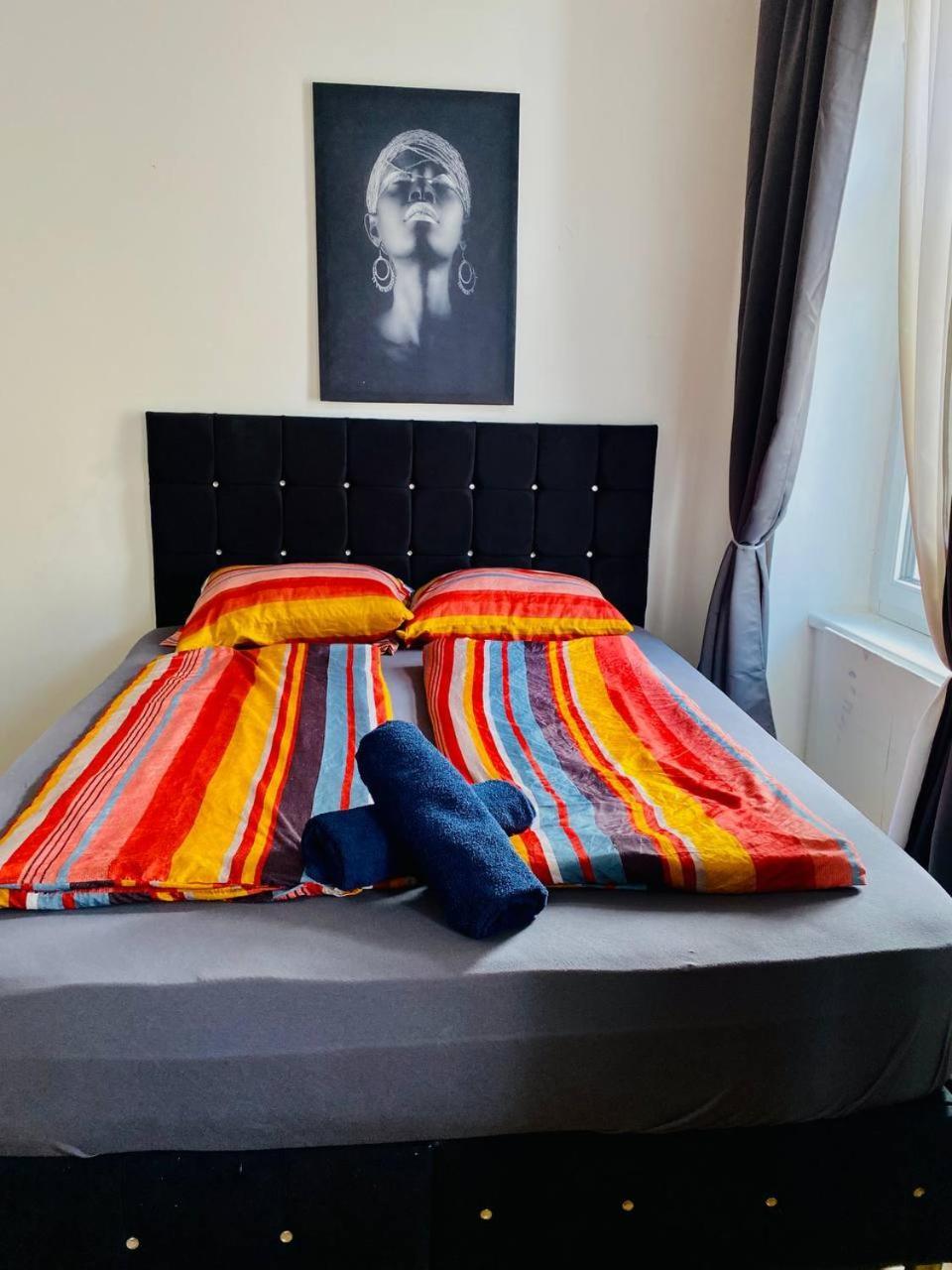 Deluxe Studio In Josefstaedter Strasse Area Appartement Wenen Buitenkant foto